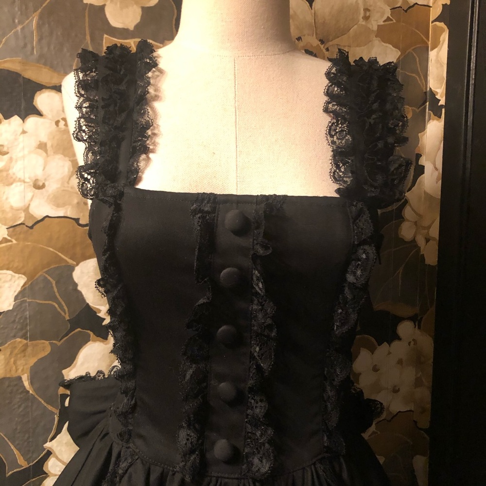 hell bunny dress (sample) - Picture 4 of 11